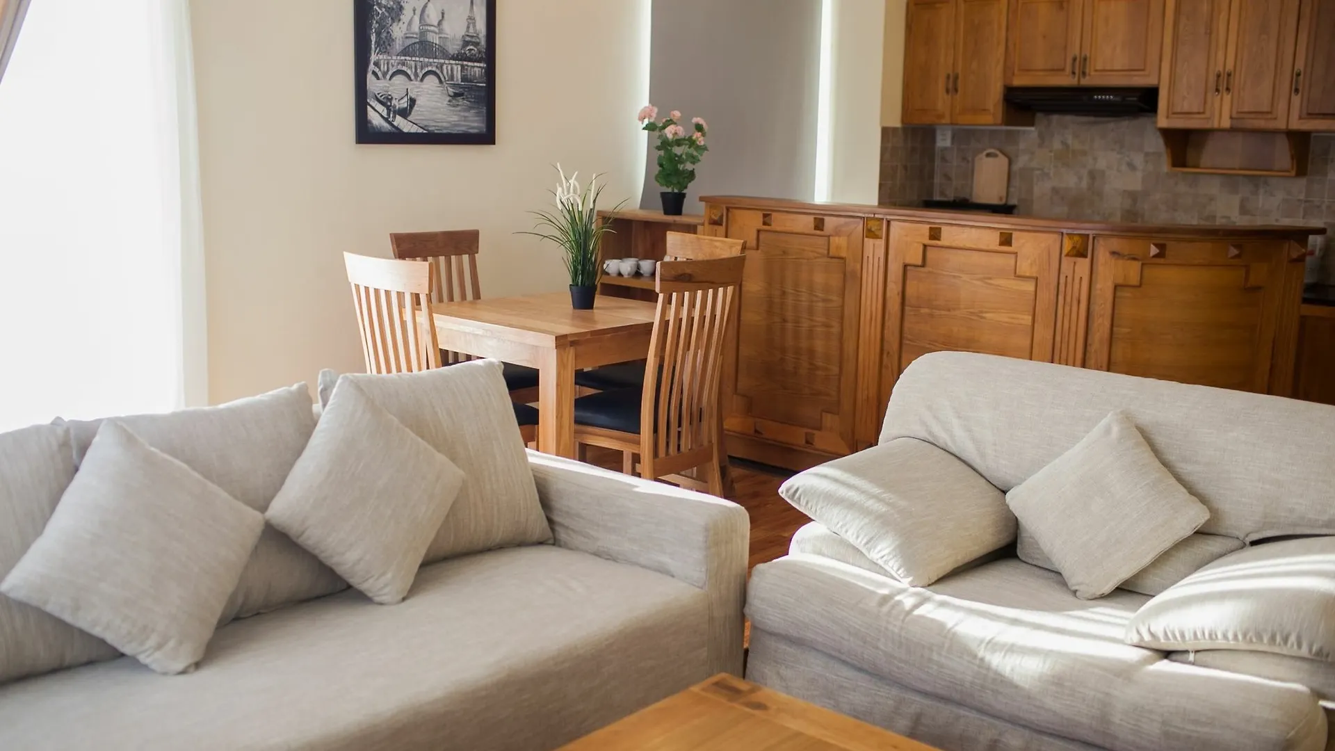 Merin City Suites Ho Chi Minh City Apartment